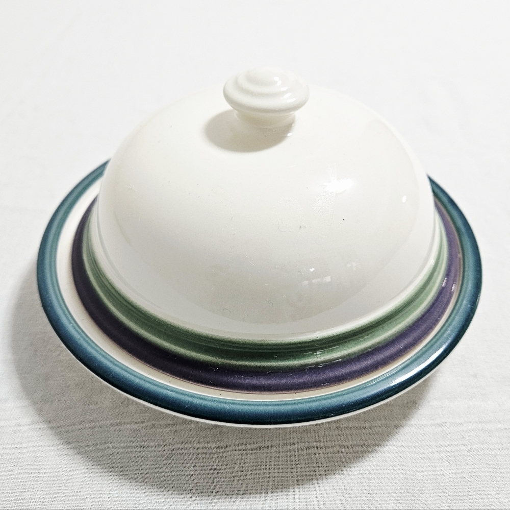 Vintage Pfaltzgraff Mountain Shadow Round‎ Covered Butter Dish USA Cream 7.5"